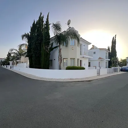 The Palm Protaras